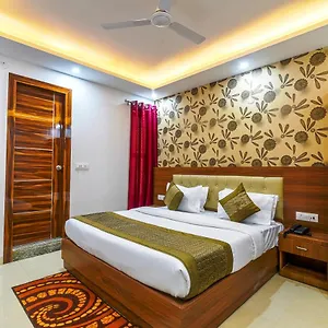 Hotel Urban Tree At Delhi Airport, Nueva Delhi